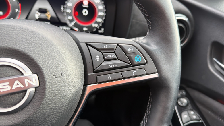 Nissan Juke 1.0 DiG-T Tekna+ 5dr Petrol Hatchback